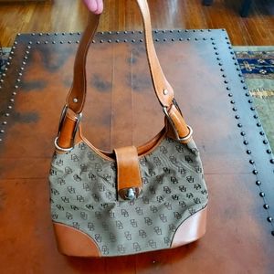Dooney & Bourke Handbag